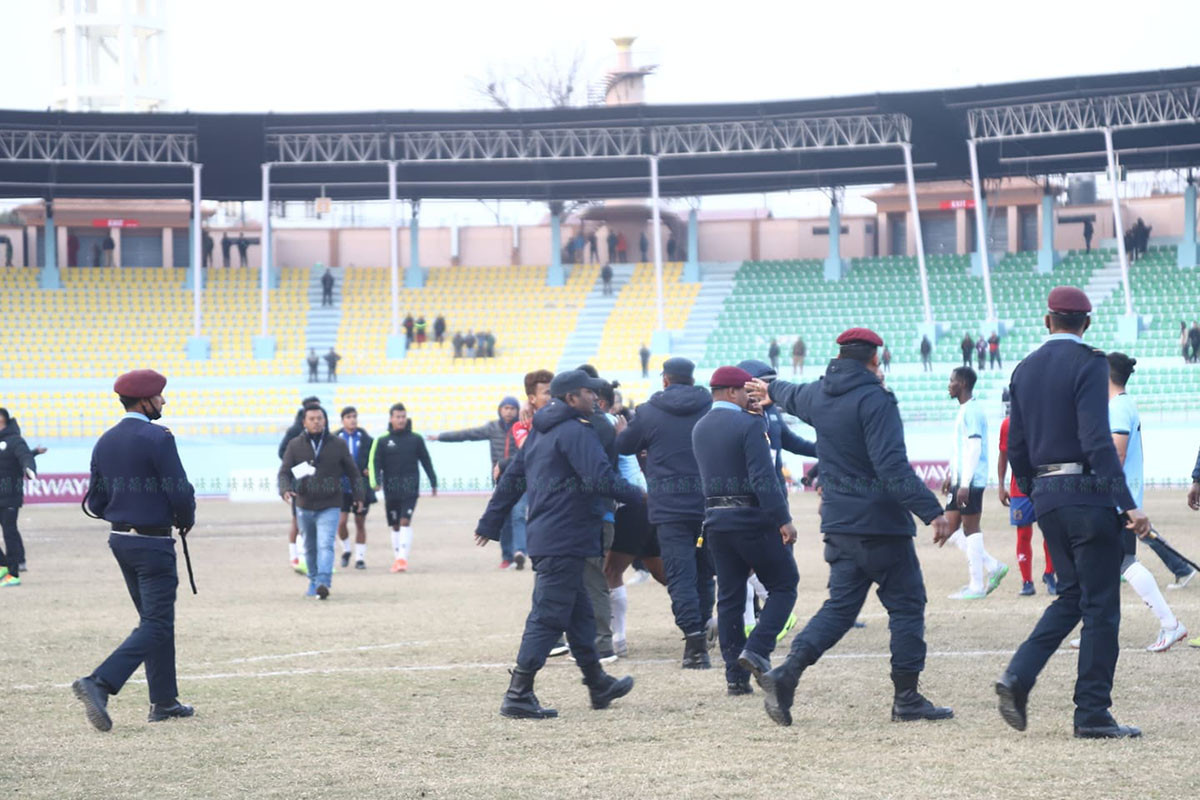 https://raracms.setopati.com/uploads/shares/2020/sujita/football1/football (1).jpg